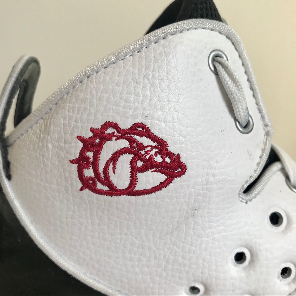 Men’s Nike Zoom Basketball Shoes 
NikeID Customize - Picture 8 of 15